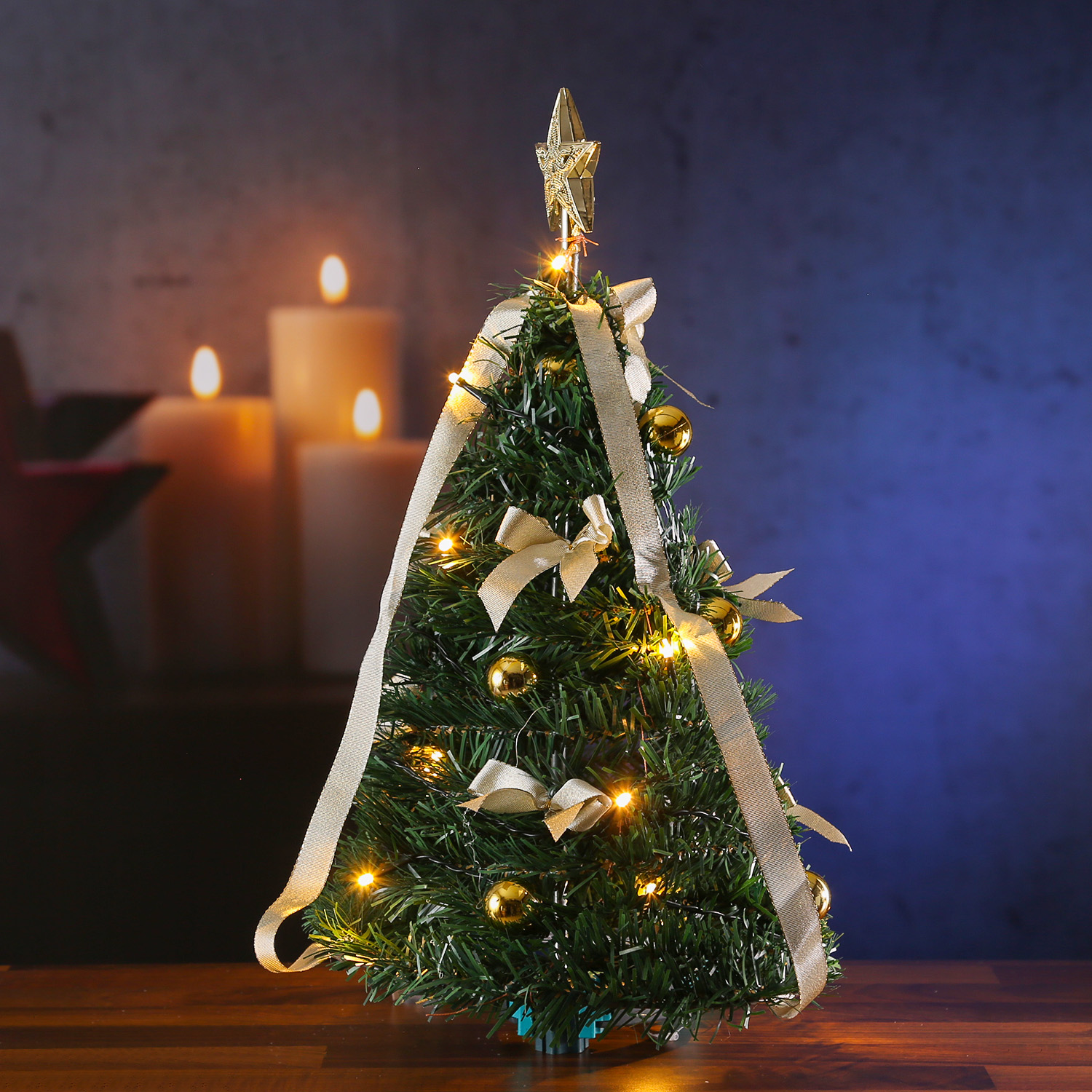 LED Weihnachtsbaum - dekoriert - stehend - 10 warmweiße LED - H