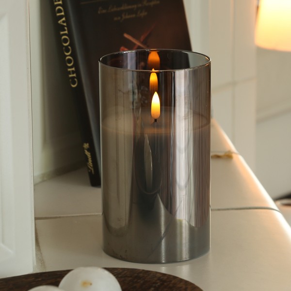 LED Kerze im Glas - Windlicht - Echtwachs - 3D Flamme - Timer - H: 17,5cm - D: 10cm - rauchgrau