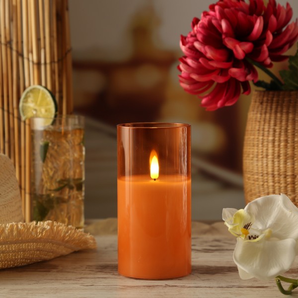LED Kerze im Glas - Windlicht - Echtwachs - flackernde 3D Flamme - Timer - H: 15cm - orange