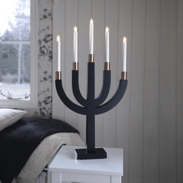 Kerzenleuchter "Elias" - 5 Arme - warmweiße Glühlampen - H: 67cm, L: 35cm - Schalter - Schwarz/Kupfer